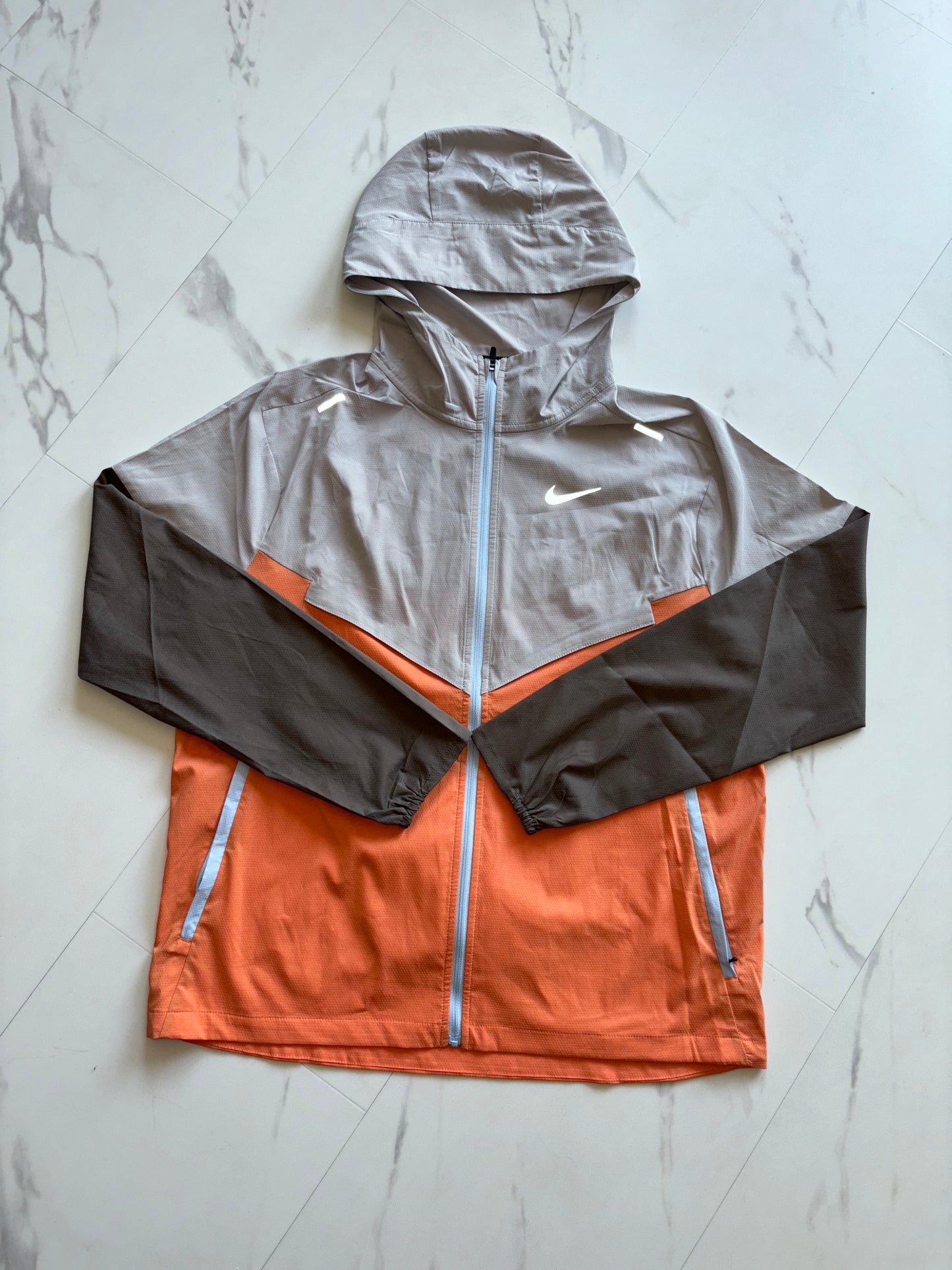 Nike windbreaker